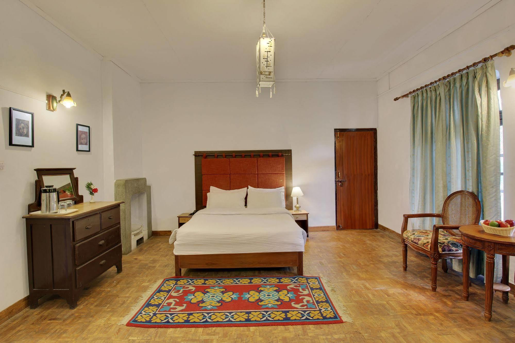 Chevron Fairhavens, Nainital Hotell Exteriör bild